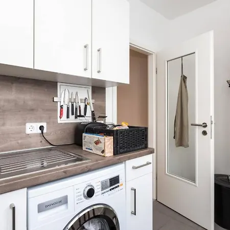 2 Large Br 10min Alexanderplatz Daire *